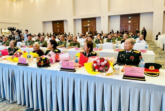 gap mat cuu chien binh cuu cong an nhan dan tp ho chi minh