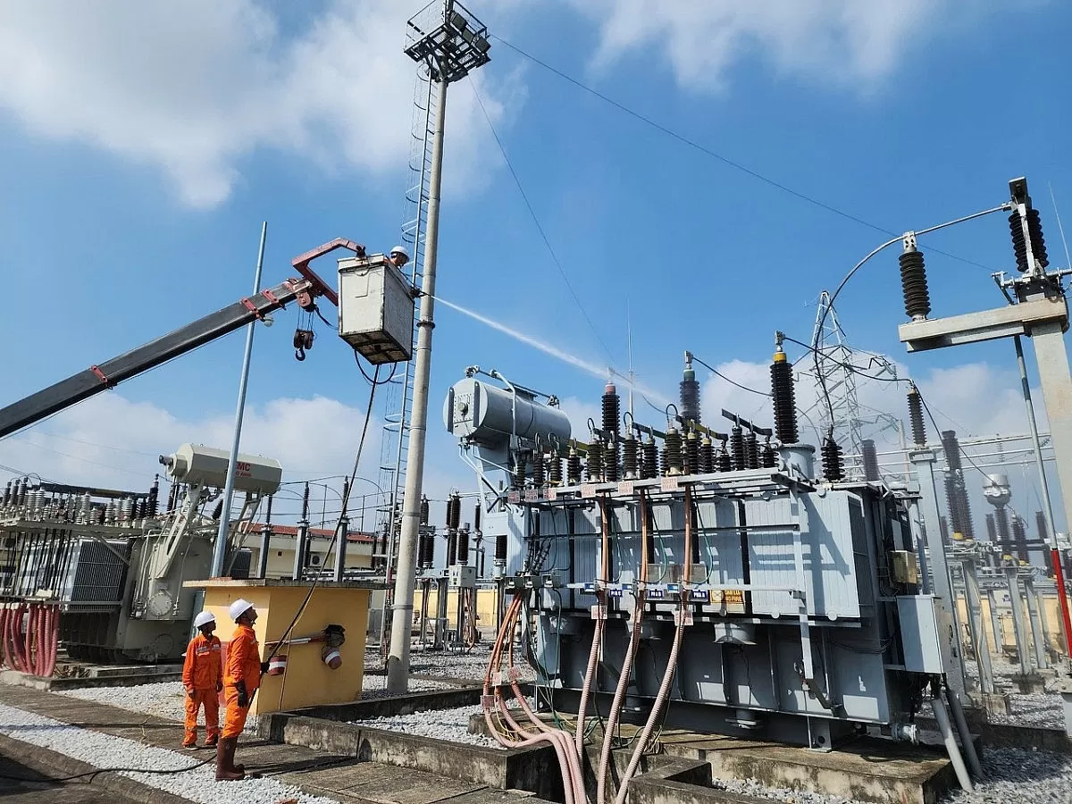 Tiêu thụ điện tại miền Bắc trưa 2/6 vượt đỉnh, EVNNPC kêu gọi tiết kiệm điện