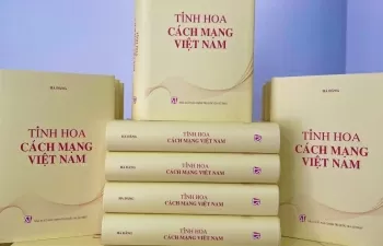 Ra mắt cuốn sách