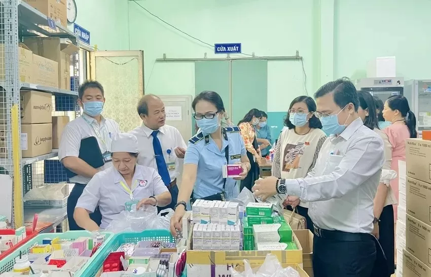 TP. Hồ Chí Minh: Thu hồi 122 phiếu tự công bố thiết bị y tế sai quy định