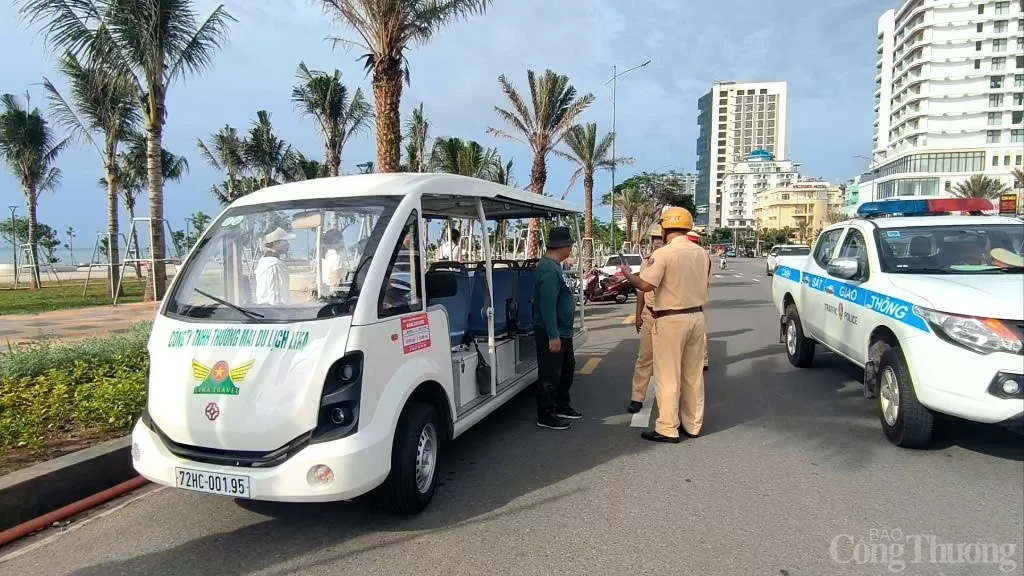 Xe chở khách '4 không' hoạt động bát nháo ở Vũng Tàu
