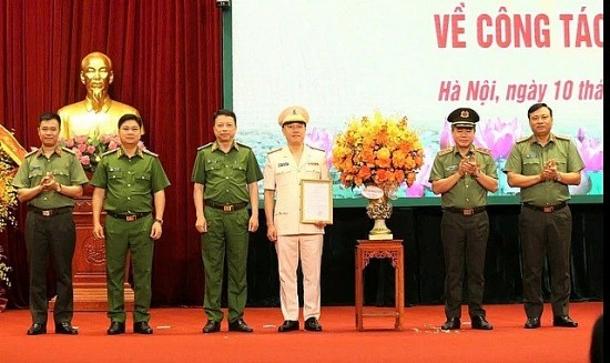dai ta nguyen duc long duoc bo nhiem lam pho giam doc cong an ha noi